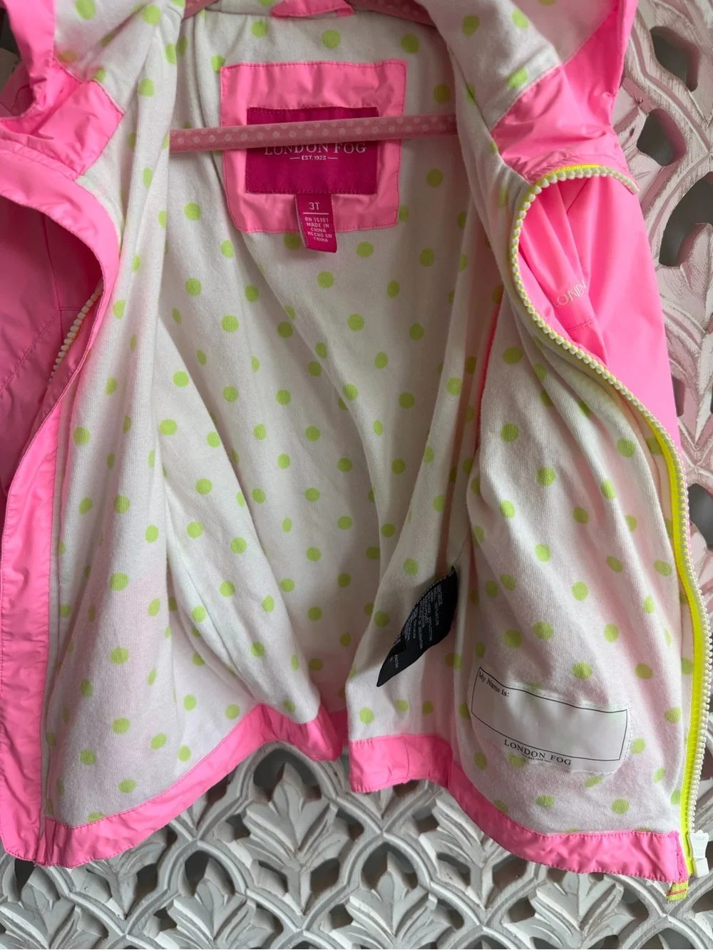 London Fog cute hooded